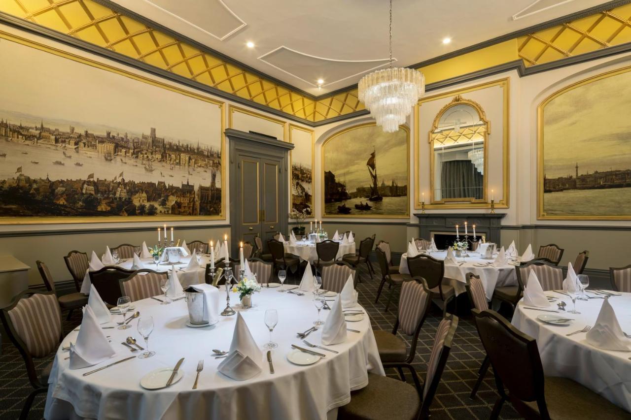 Oatlands Park Hotel Вейбридж Экстерьер фото